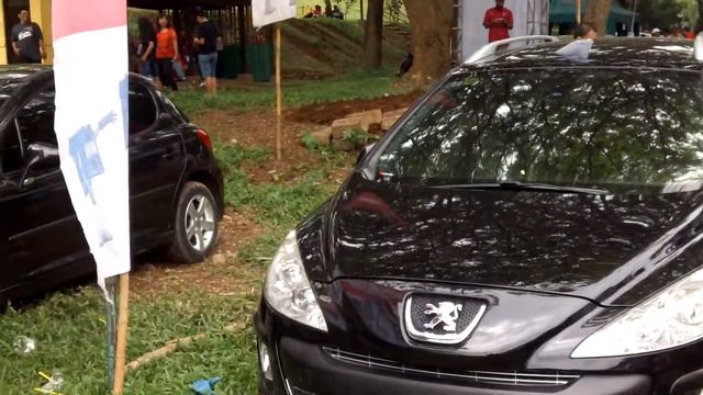 Niti Wijaya Motor Hadir di Jambore Peugeot ke 8 смотреть онлайн