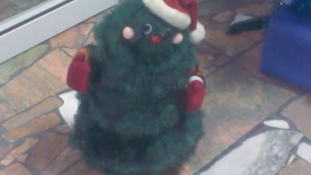 Новогодняя танцующая ёлка смотреть онлайн