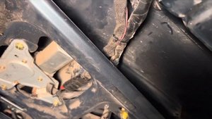 Nissan Vanette, установка автозвука. Также поставили камеру заднего вида. CARмалина.