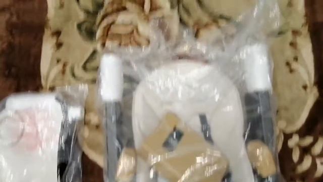 Распаковка - Стульчик для кормления Ivolia P2 смотреть онлайн