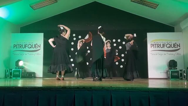 Cia de Flamenco "Las Niñas" Sevillanas con Manton @ 2da Gala Anual escuela de flamenco Municipal смотреть онлайн