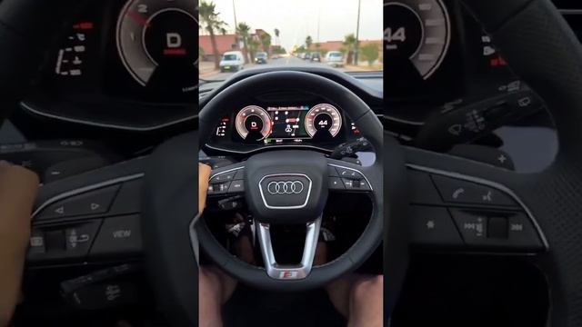 Nouveau Audi Q8 (intérieur luxe)