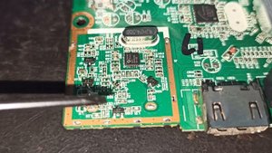 Больше всего ремонтов цифровых тв приставок именно с этим повреждением.