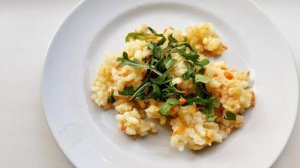 Пирожки с рисом и рукколой