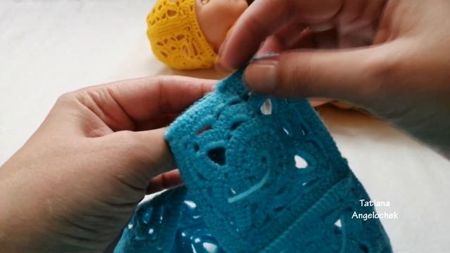 МК.Вяжем кофту-тунику из мотивов крючком на куклу Беби Бон/Вяжем одежду для куклы крючком и спицами смотреть онлайн