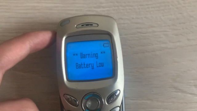 Samsung SGH-N500 Вкл/Выкл, Вставьте SIM, Батарея разряжена / On/Off, Insert SIM card, Battery low смотреть онлайн