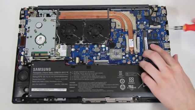Разборка ноутбука Samsung ATIV Book 8 NP880Z5E