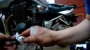 Ремонт цилиндра сцепления Suzuki GSF 1200 Bandit. Переборка.