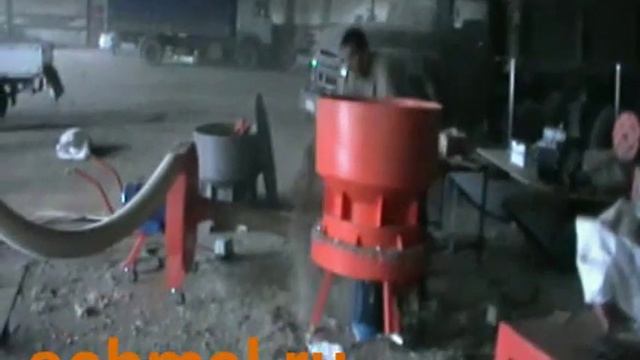 зернодробилка шмель дробление сена соломы