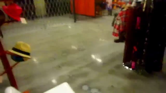 США Блошиный рынок Artegon поделки из ПЕРУ FloridaYalta 30.01.2015 смотреть онлайн