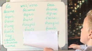 10 неправильных глаголов на английском. Три формы глаголов - 1 часть. Уроки английского.