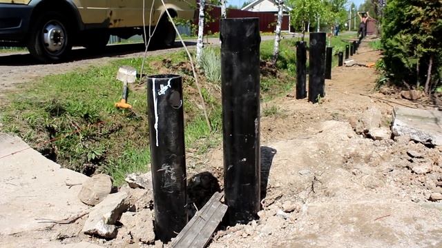 Фундамент под распашные и откатные ворота на винтовых сваях