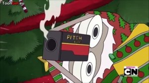 Regular Show - The Park Workers Pranked Muscle Man During The White Elephant Gift Exchange