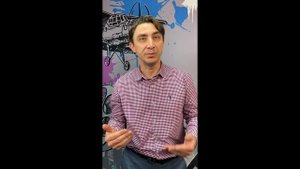 Нужно ли смотреть в камеру? Совет телеведущим от Алексея Галишникова