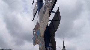 Maibaum aufstellen am Viktualienmarkt München 2017