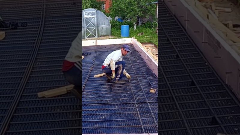 Фундамент монолитная плита за 53 секунды #домизгазобетона #одноэтажныйдом #монолитнаяплита
