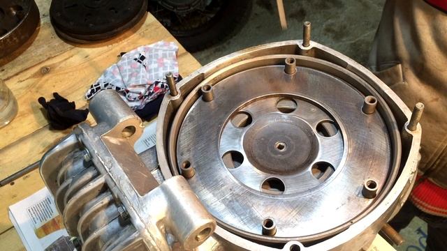 Сборка мотоцикла Урал ч6. Сборка и установка сцепления. смотреть онлайн