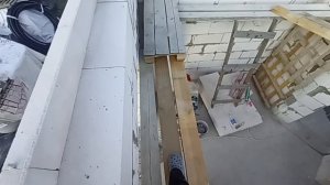 Строительные леса из поддонов Армопояс первого этажа