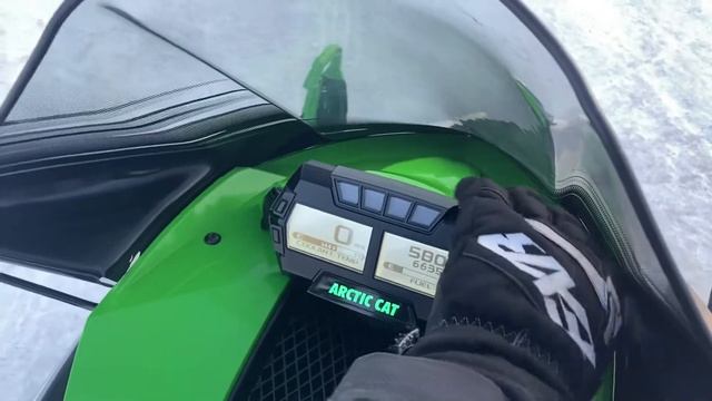 2015 Arctic Cat XF7000 LXR 137” смотреть онлайн