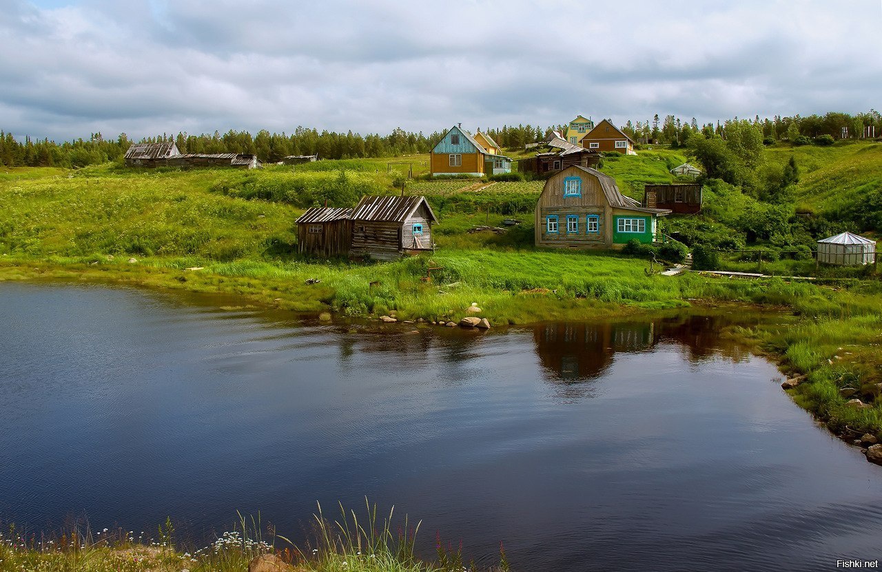 Маленькая деревня. Кузрека (деревня). Деревня деревенька. Деревенские просторы Никольского района Вологодской. Деревня у реки.