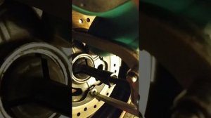 Совет по выпресовке подшипника на Honda CBR 600rr.mp4