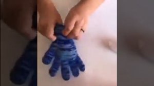 Игрушки из старых перчаток