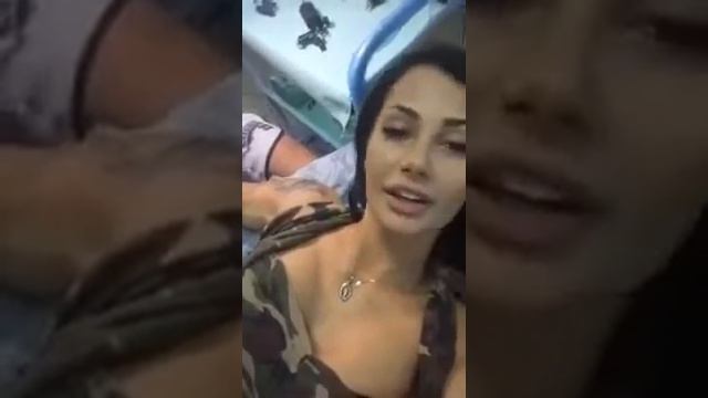 Сашка Кабаева НАБИВАЕТ НОВУЮ ТАТУШКУ / Жизнь БИ