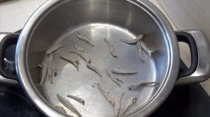 Корейская кухня: Бульон из анчоусов или мёльчи тащима юксу (멸치다시마육수)