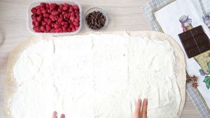 Штрудель из лаваша с малиной, творогом и шоколадом!/Потрясающая начинка!