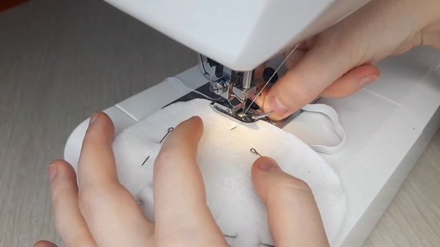 Сшила хитрое приспособление для потеющих подмышек, чтобы они всегда оставались сухими даже в жару смотреть онлайн