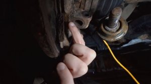 РАЗБИТОЕ ПОСАДОЧНОЕ ОТВЕРСТИЕ ШАРОВОЙ  АУДИ А6С4