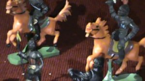 Солдатики ГДР . Обзор фигурок. Рыцари средневековья маленькие