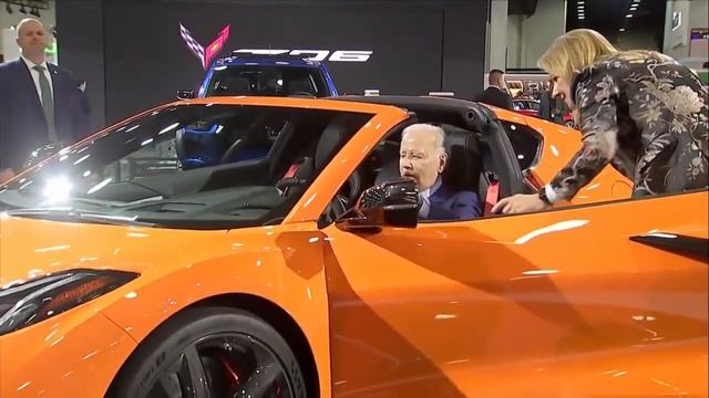 President Biden gets in the Chevrolet Corvette Z06 at the Detroit Auto Show смотреть онлайн