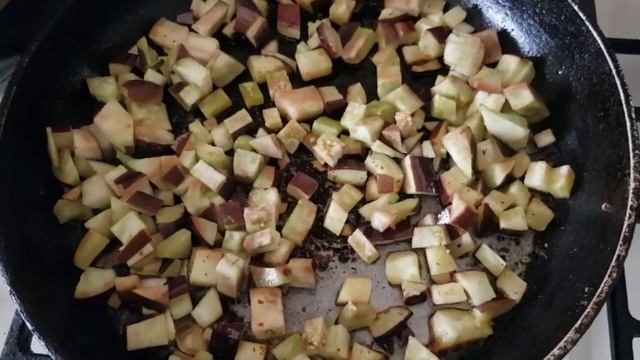 Супчик из баклажанов с овощами.