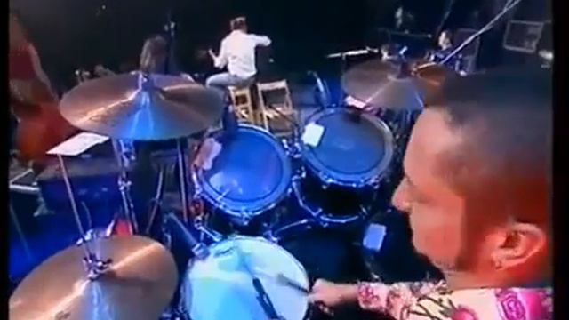 Неприкасаемые Я мечтала о морях и кораллах смотреть онлайн