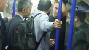 Только кавказец заступился за девушку.