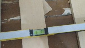 Выравнивание деревянного пола фанерой. Подготовка основания чернового пола