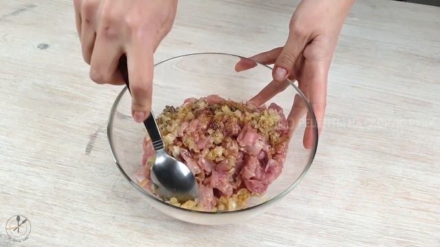 Пожарские котлеты из курицы | Покажем как приготовить очень сочные рубленные куриные котлеты |