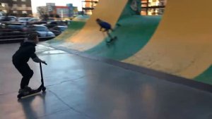 Амбрелла на самокате