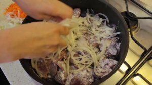Как приготовить куриную печень. Печень куриная с луком. Рецепт куриная печень