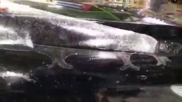 Для защиты крыльев автомобиля от сколов применяем специальную антигравийную прозрачную пленку смотреть онлайн