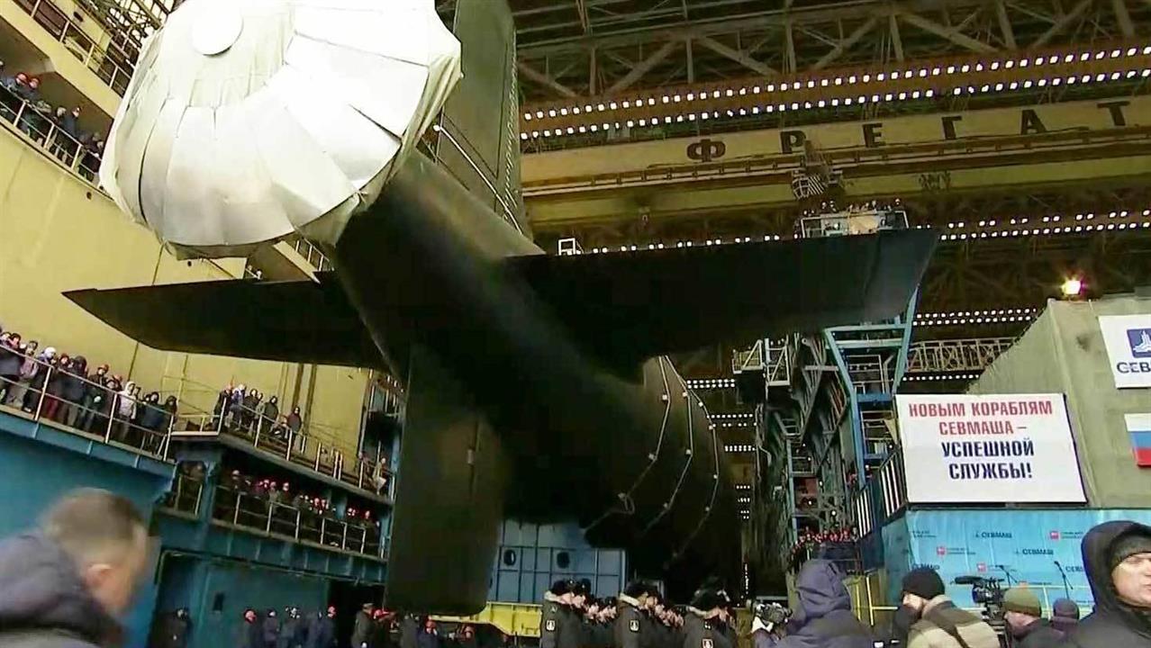 В Северодвинске успешно спущена на воду новая атомная подводная лодка "Казань"
