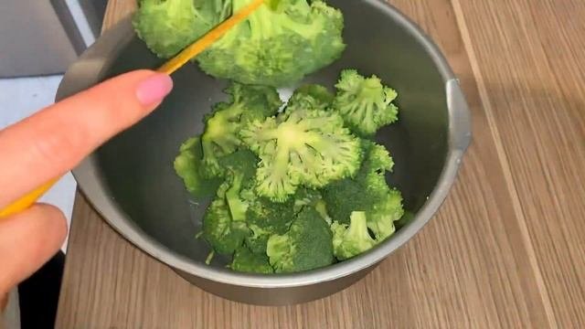 Куриное филе с грибами и брокколи  Низкокалорийный рецепт Low Carb