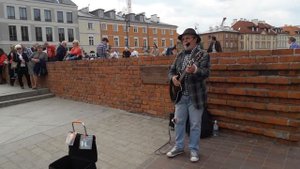 Любимые с детства " Червоны гитары". Находясь в Польше грех не исполнять