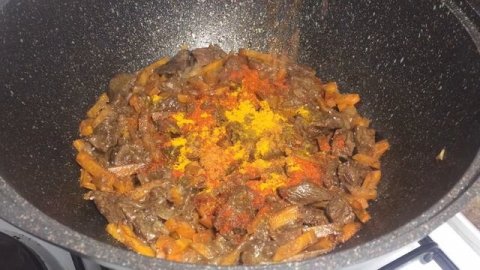 Как приготовить плов. Рассыпчатый, ароматный, вкусный.