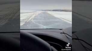прохват по льду Байкала
