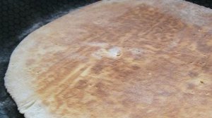 Пирог на сковороде сладкий