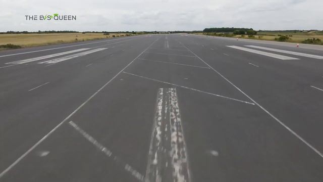 The Silence SO4 Nanocar: A Compact and Innovative Battery-Swappable EV смотреть онлайн