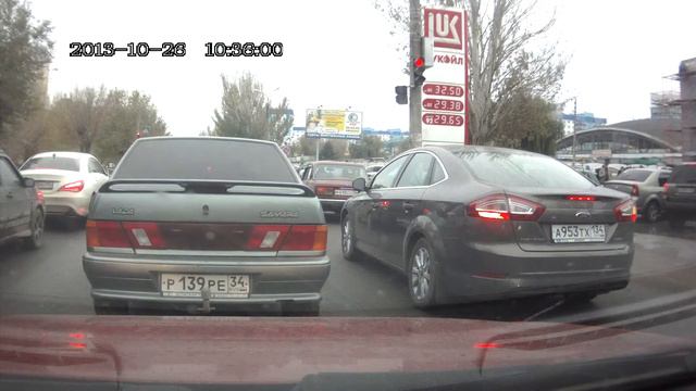 Включил поворотник и пусть весь мир подождет или ПДД для лохов. смотреть онлайн