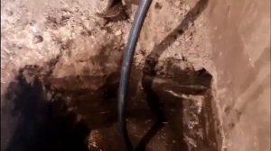 Установка колец для скважины. как завести воду в дом без ошибок!